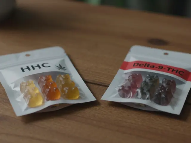 Delta-9-THC oder HHC: Was ist besser für Gummibärchen?